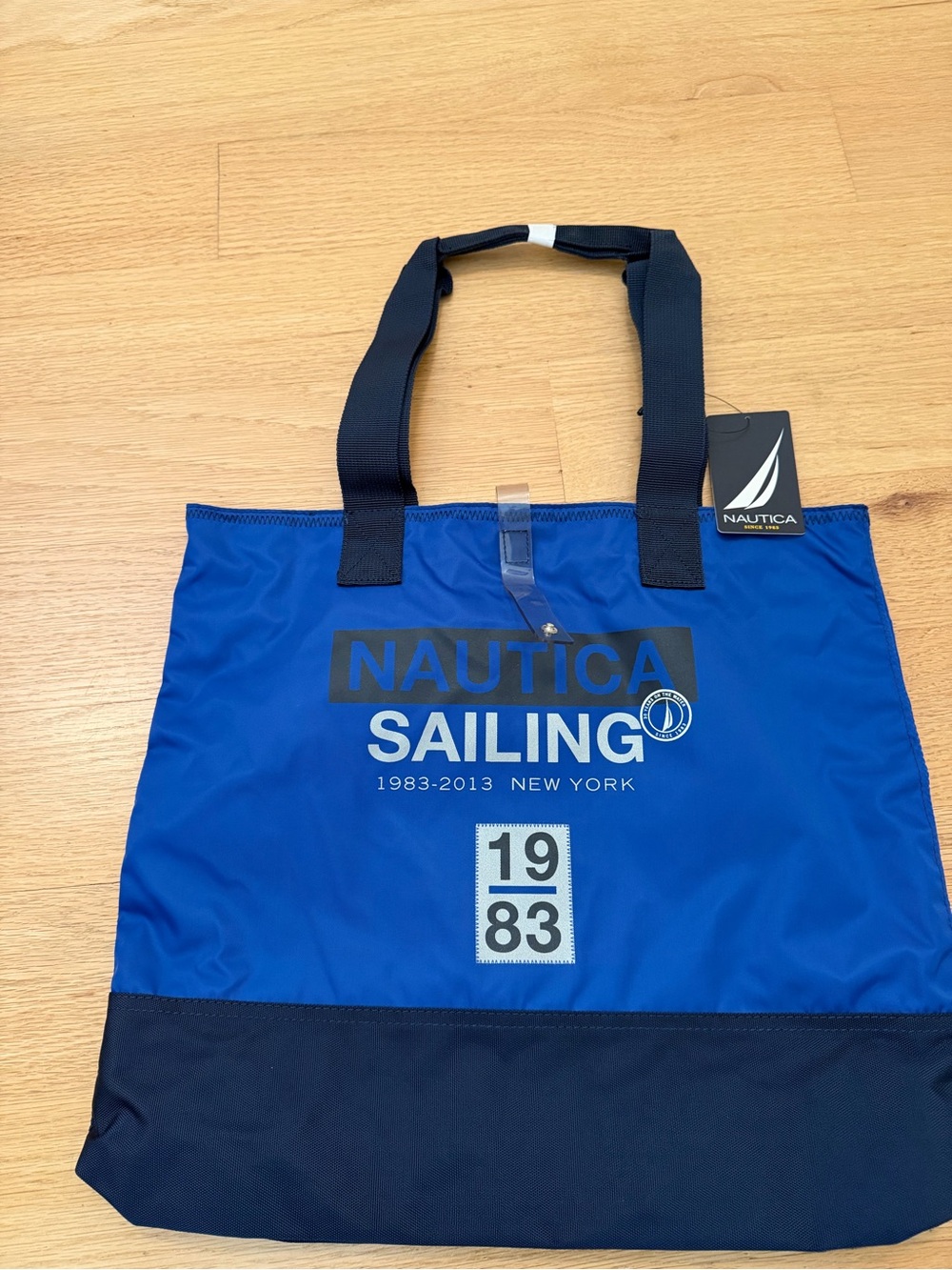 Nautica Royal Blue Sailing Tote N10.001